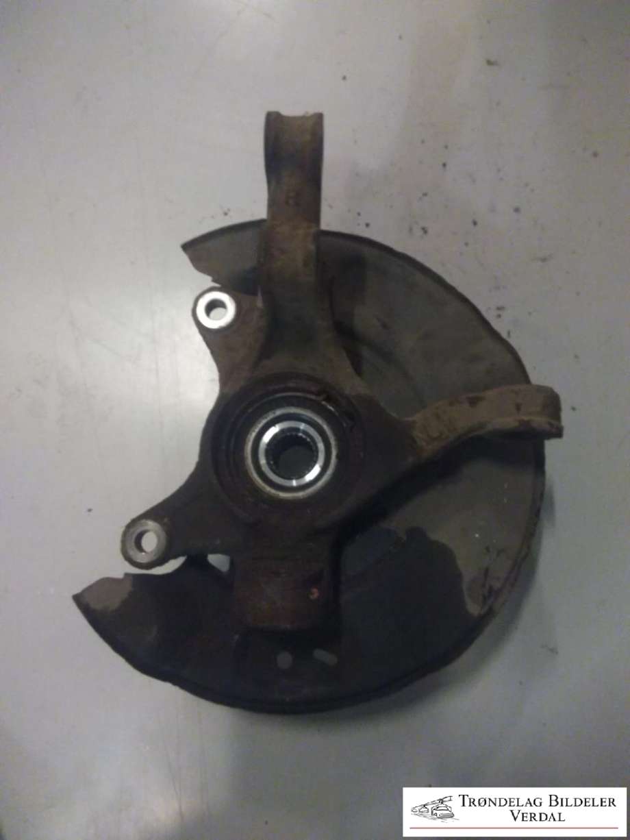 Hjulspindel høyre foran til Toyota Yaris 2012-2014 (Type III, Fase 1)  (|P/N:)