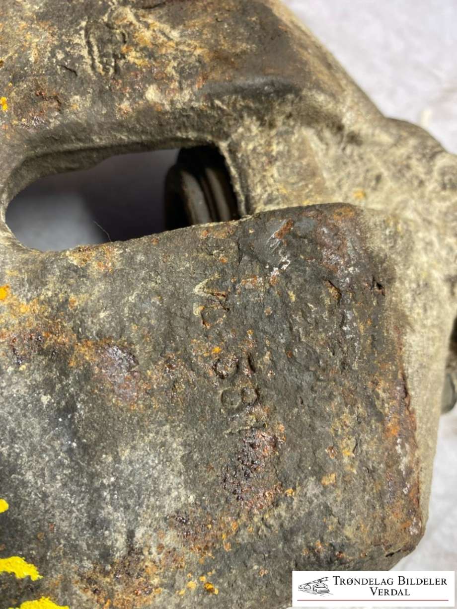 Bremsecaliper venstre foran til VW Caddy 2010-2015 (Type III, Fase 2) (|P/N:)