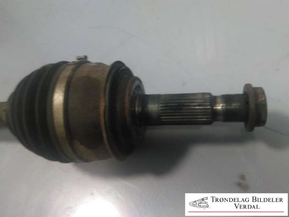 Drivaksel venstre foran, diesel/manuell til Toyota Hilux 2006-2011  (|P/N:)