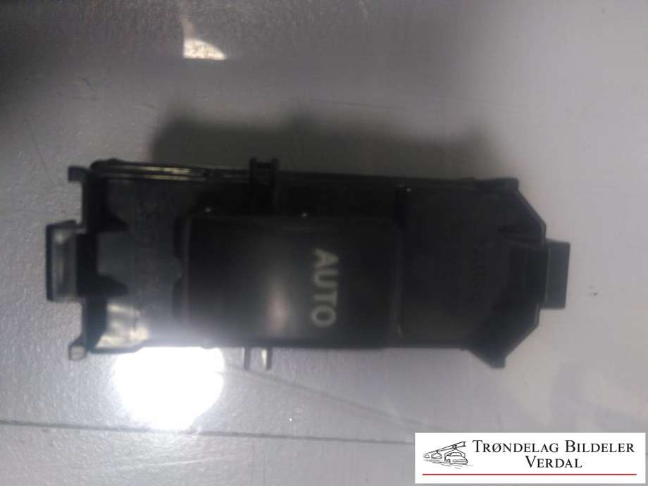 Bryter ruteheis til Toyota Land Cruiser 120 2002-2009 (8403060023|)