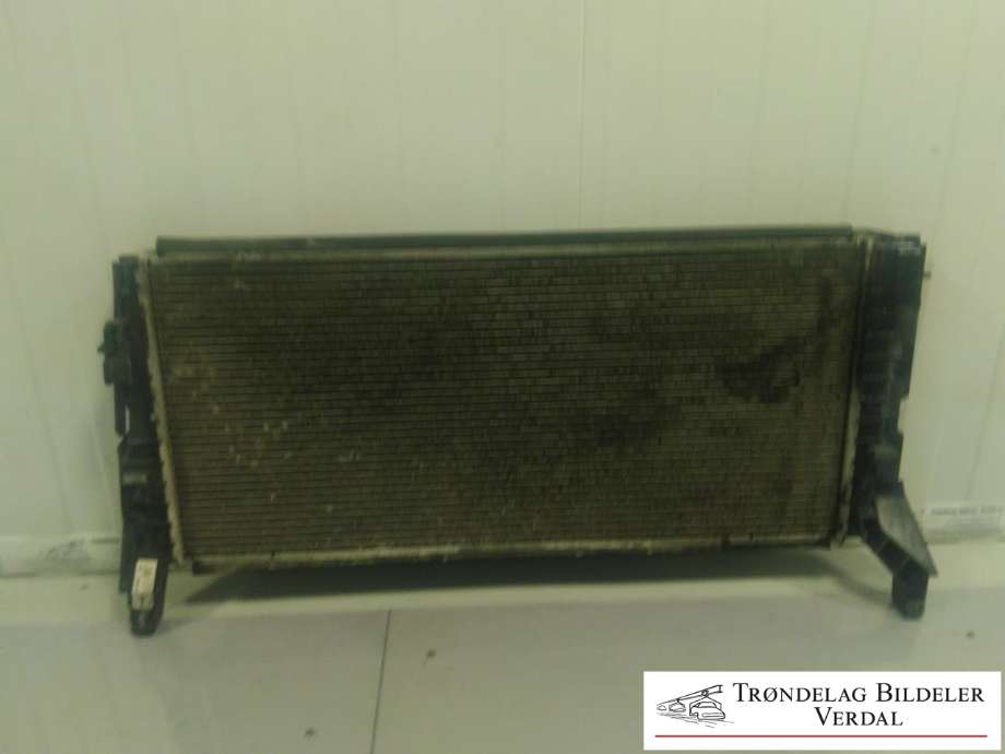 Radiator (manuell gir) til BMW 2-Serie, Active/Gran Tourer 2014-->> (F45/F46) (F45/F46) (17117617630|)