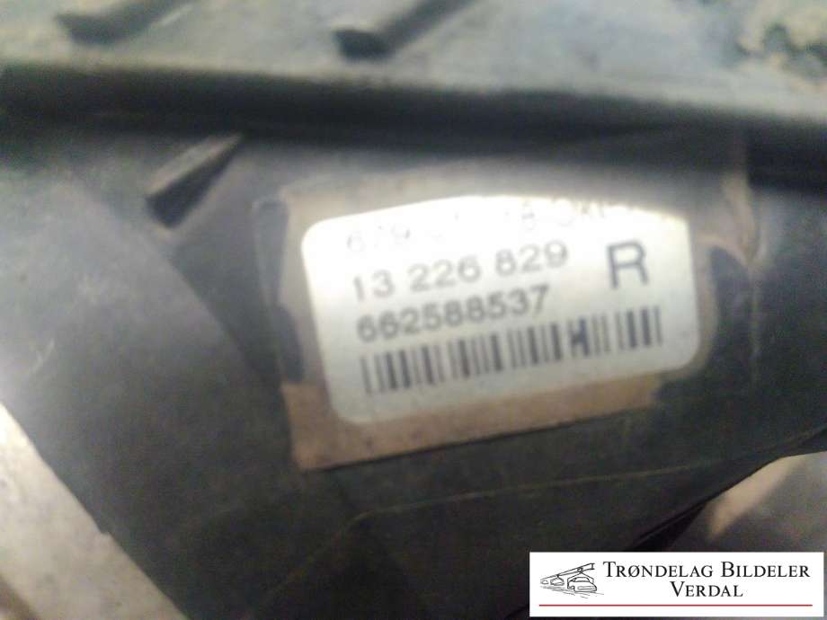 Tåkelykt høyre foran til Opel Insignia A 2009-2014 (662588537R|)