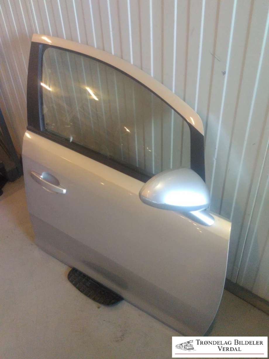 Dør høyre foran til Opel Corsa D 2006-2014  (93189329||P/N:)