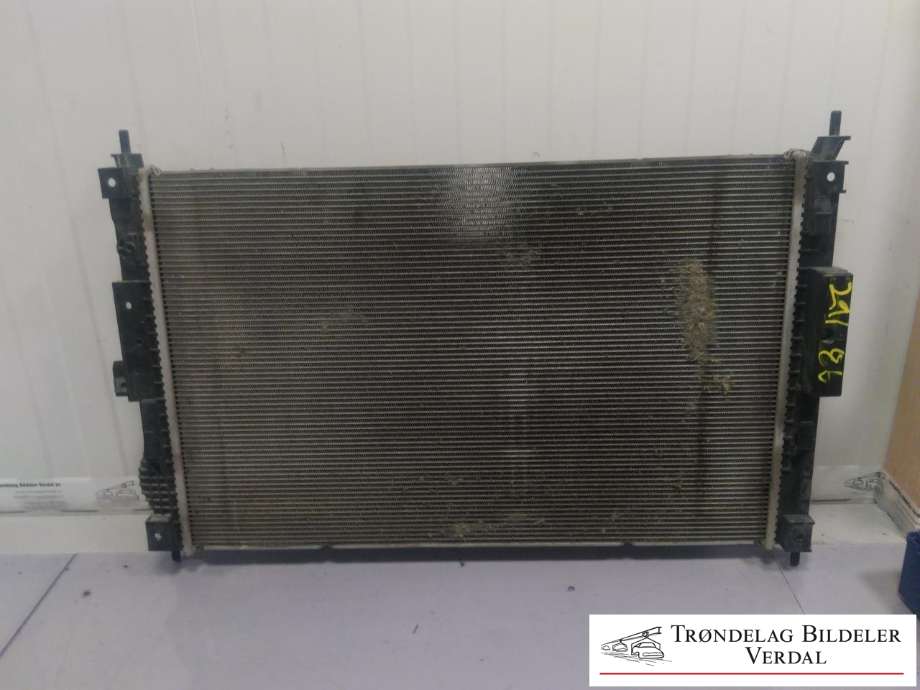 Radiator (automat gir) til Peugeot Partner 2019-->> (Type III)  (967574798005|)
