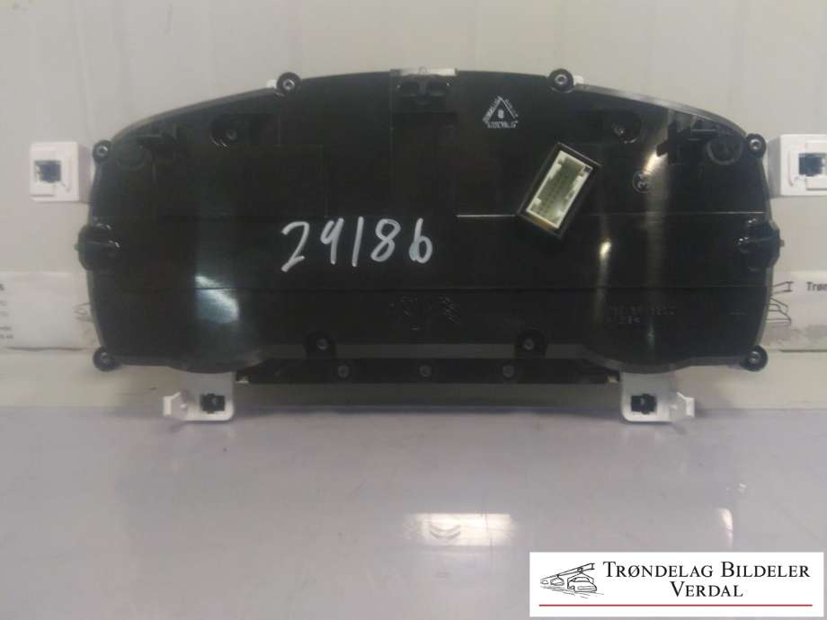 Instrumentpanel til Peugeot Partner 2019-->> (Type III)  (981759908000|)