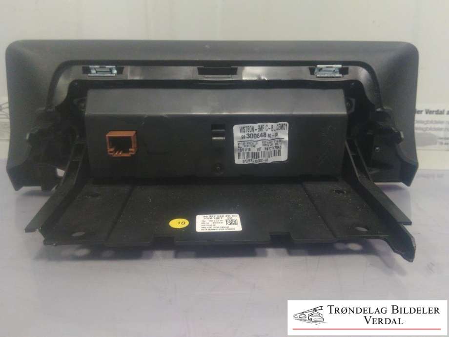 Bilstereo betjeningspanel til Peugeot Partner 2019-->> (Type III)  (B124483|)