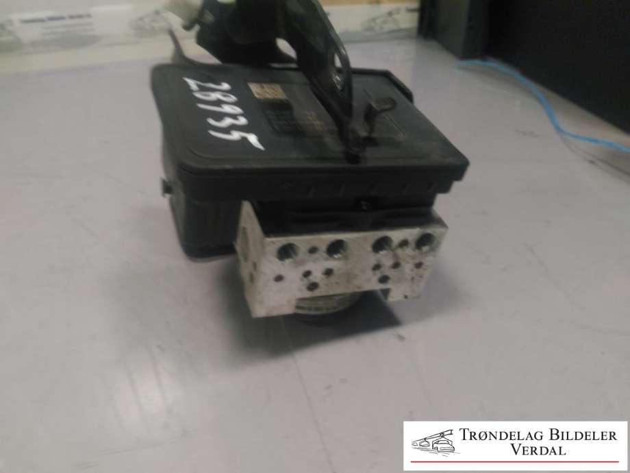 ABS sentral til Mazda CX-5, 2012-2017 (Type I)  (06210927793)
