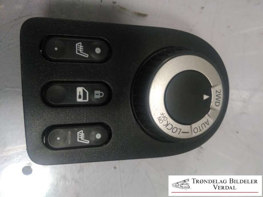 Bryterpanel førersete til Nissan Qashqai 2010-2014 (Type I, Fase 2) (|P/N:)