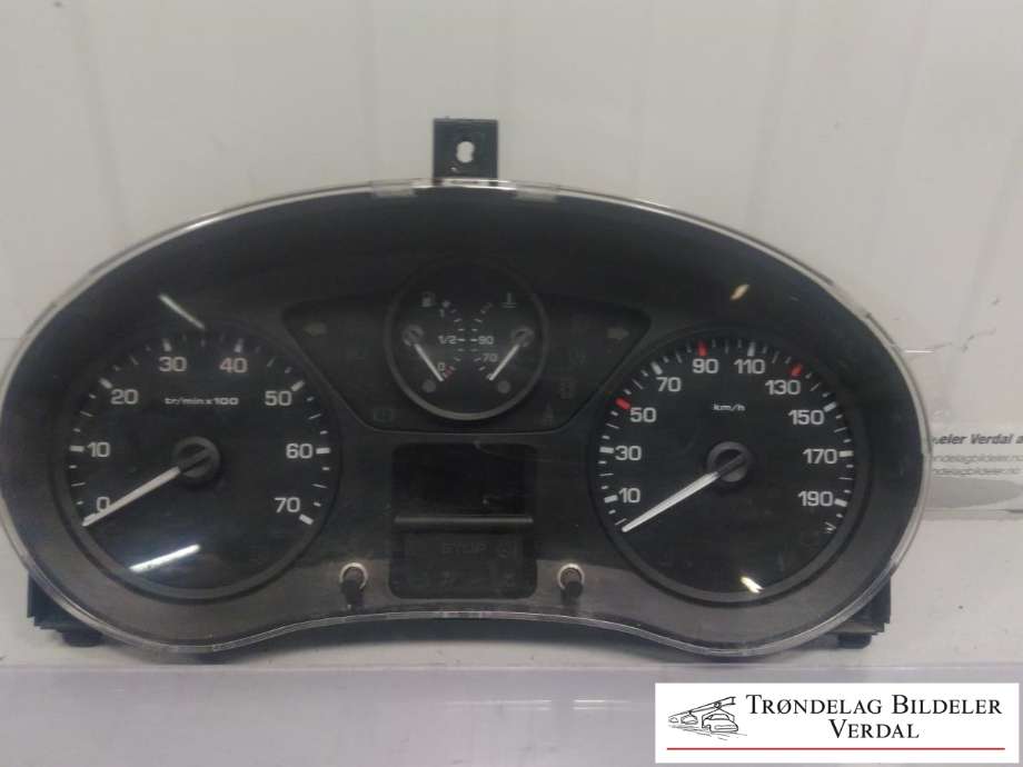 Instrumentpanel til Peugeot Partner, 2015-2019 (Type II, Fase 2) (9801642280)