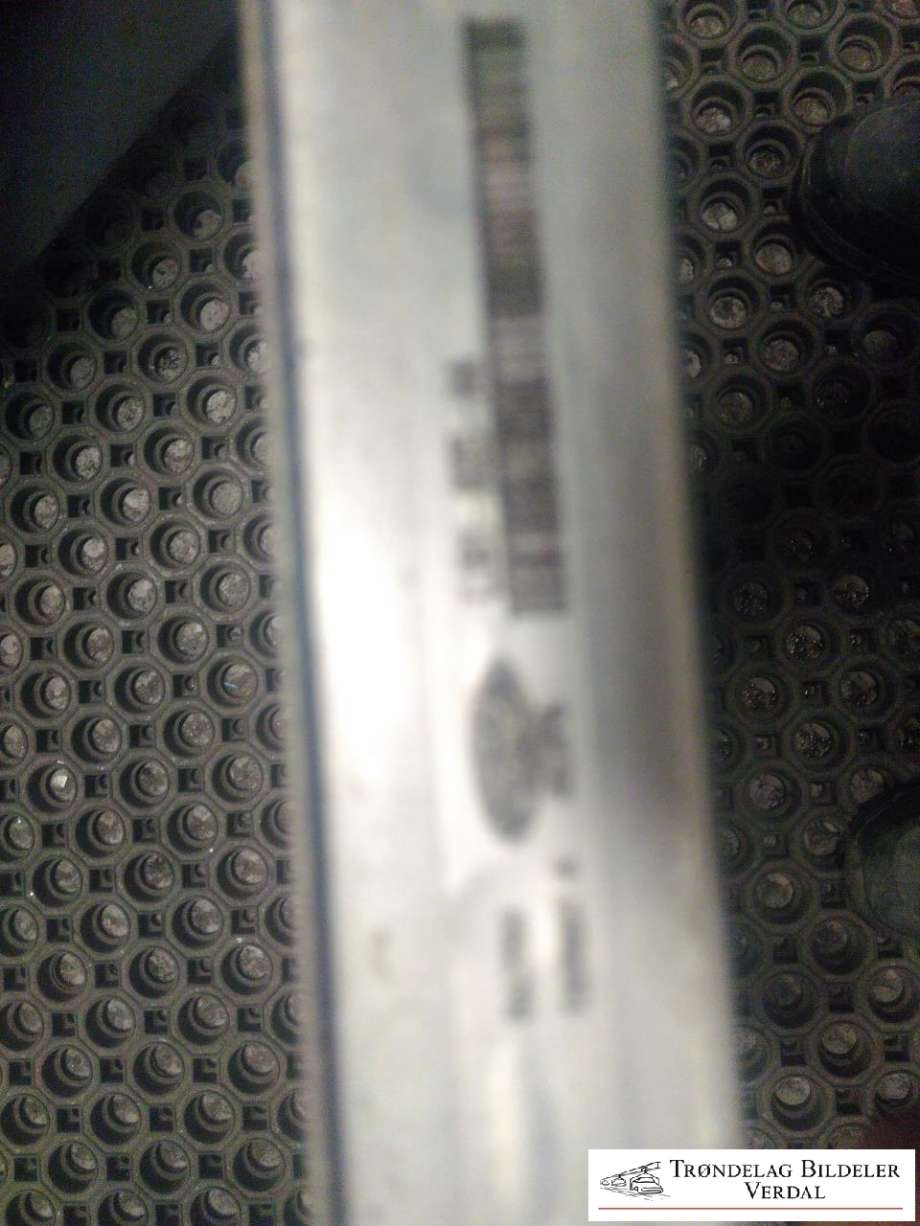 Radiator (manuell gir) til Ford Transit Courier 2014-2018 (Type I, Fase 1) (|P/N:)