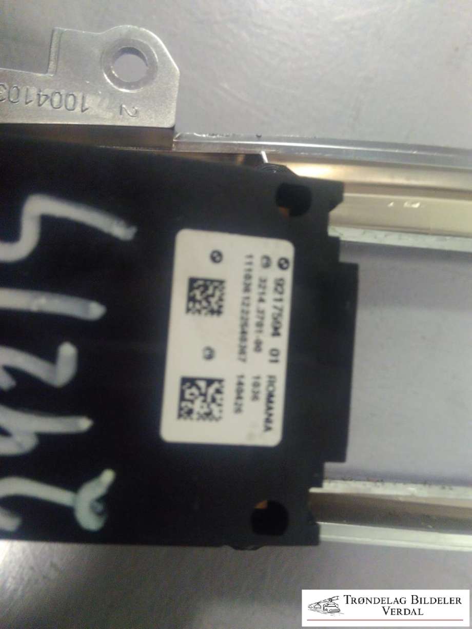 Bryter elektrisk håndbrekk/parkbrems til BMW X3 2010-2017 (F25) (F25) (9217594|)