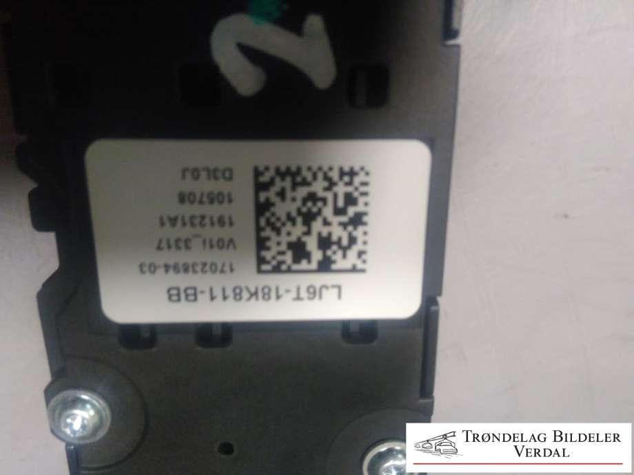 Bilstereo betjeningspanel til Ford Kuga 2019-->> (Type III)  (LJ6T18K811BB|)