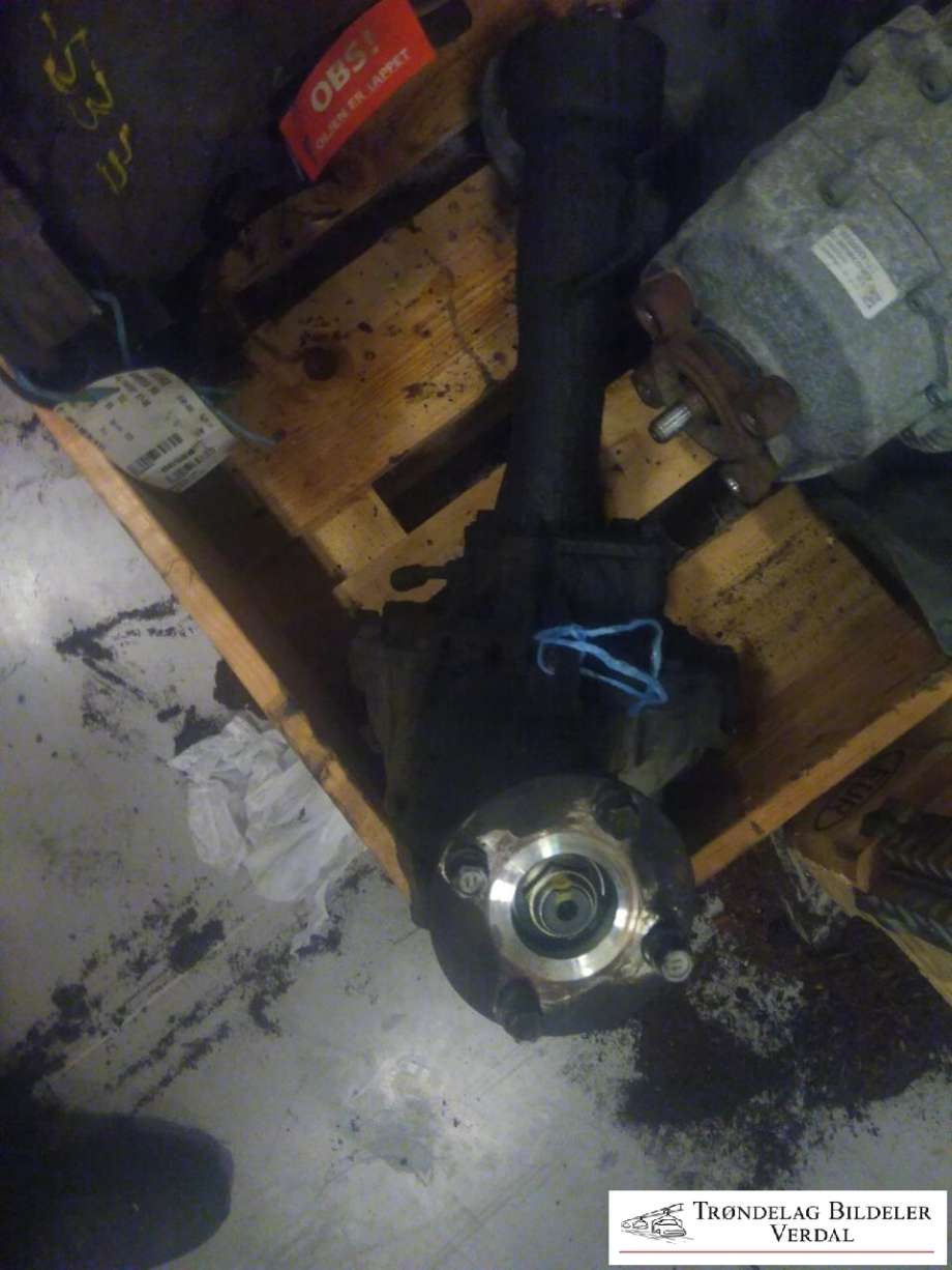 Kardang klokke foran til Toyota Land Cruiser 120, 2002-2009  