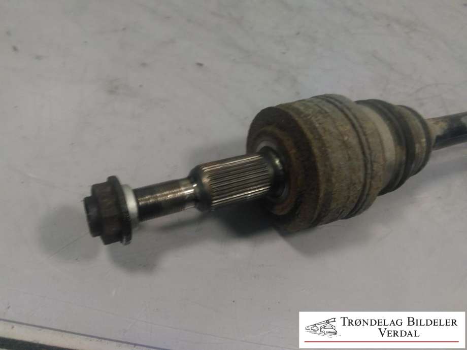 Drivaksel høyre bak, diesel/manuell til VW Transporter / Caravelle 2015-2019 (T6) (T6) (7E0501202A|)