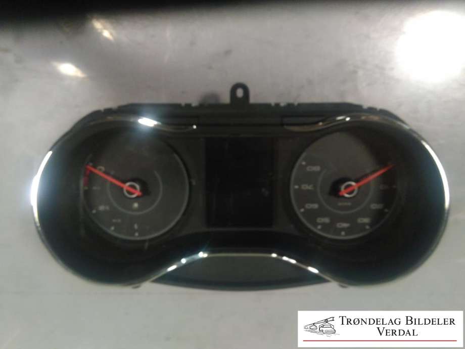 Instrumentpanel til Mopedbil Aixam Emotion, 2019-2024 (S9) (S9) (810BL033)
