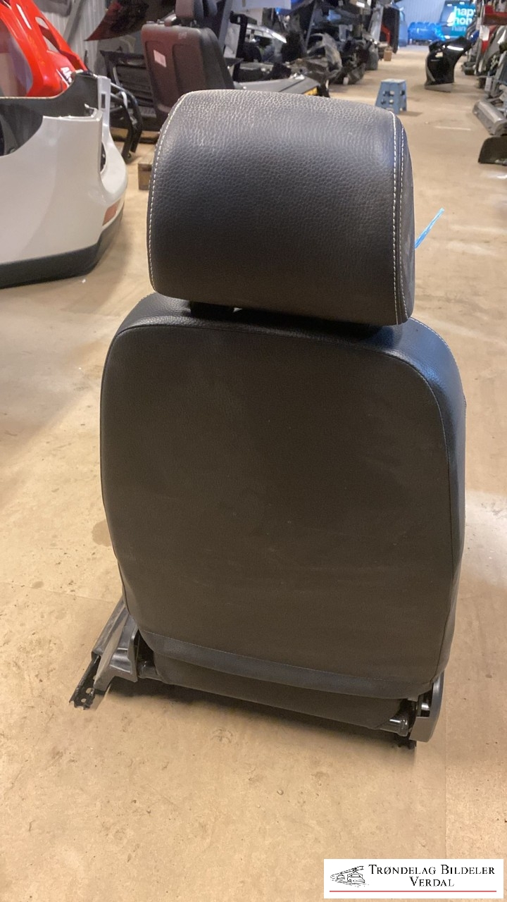 Sete foran venstre til Mopedbil Aixam Emotion 2019-2024 (S9) (S9) (S104993665|)