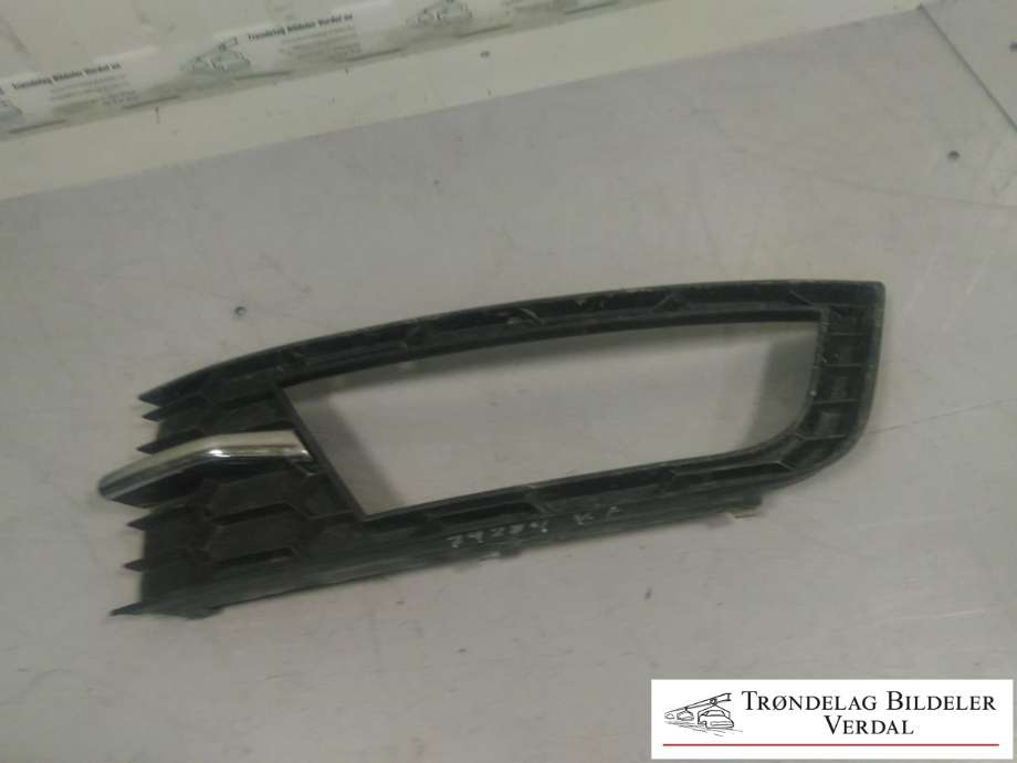 Grill venstre til Škoda Octavia, 2013-2016 (Type III, Fase 1)