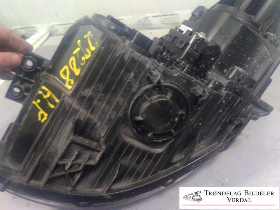 Frontlykt høyre halogen til Kia Soul 2014-2019 (Type II) (|E1RD)