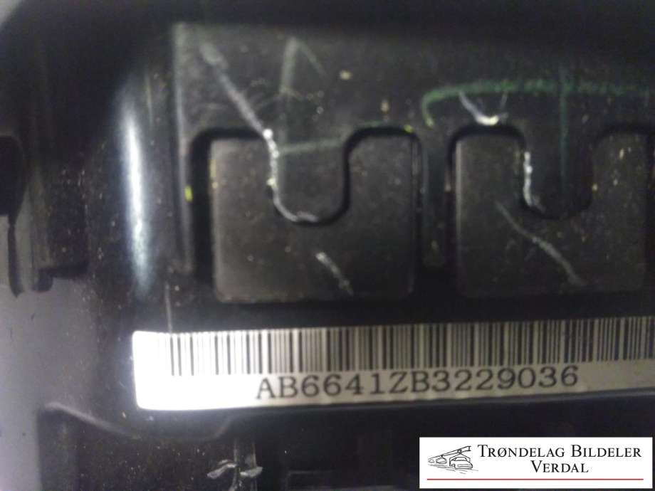 Airbag rattpute til Isuzu D-Max 2012-2017 (Type II, Fase 1)  (ECXV3129519|AB6641ZB3229036|)