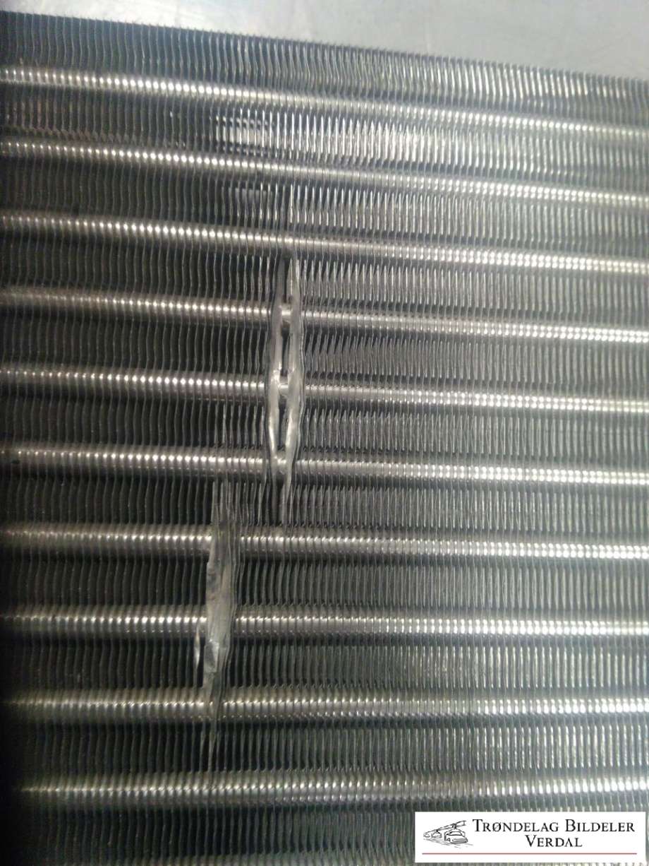 Radiator (manuell gir) til Škoda Fabia 2010-2014 (Type II, Fase 2)  (R3570001|6R01212530|)