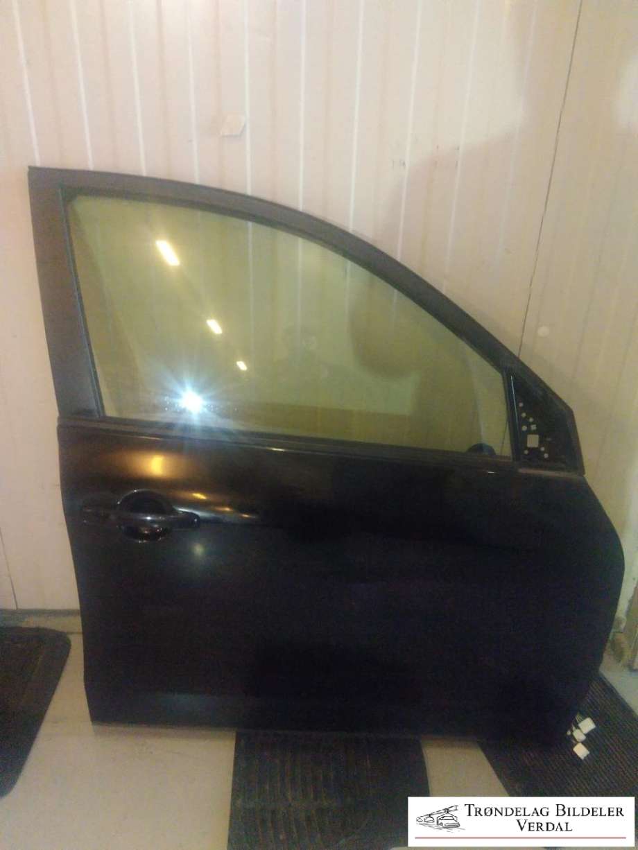 Dør høyre foran til Toyota RAV4, 2009-2013 (Type III, Fase 2)