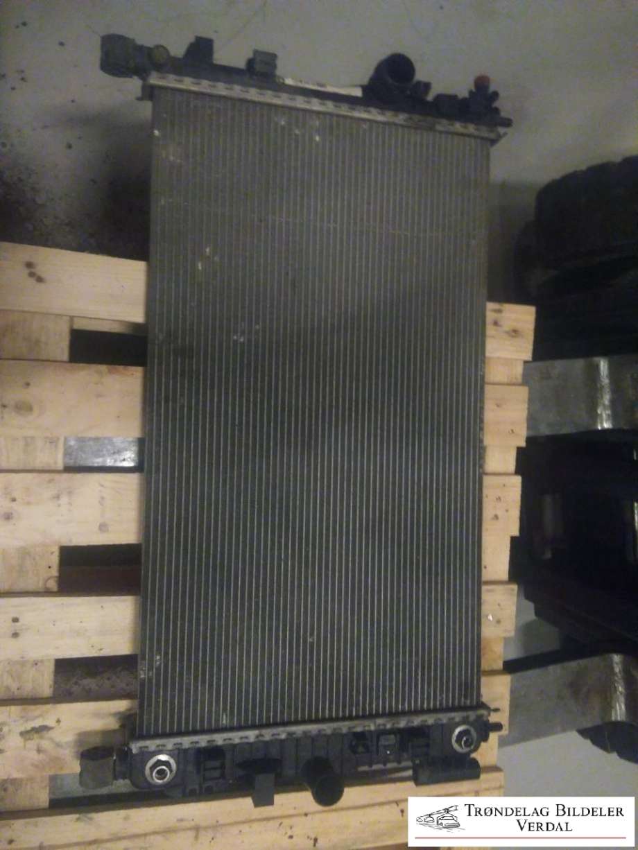 Radiator (automat gir) til Opel Insignia A 2009-2014 (13241724|)