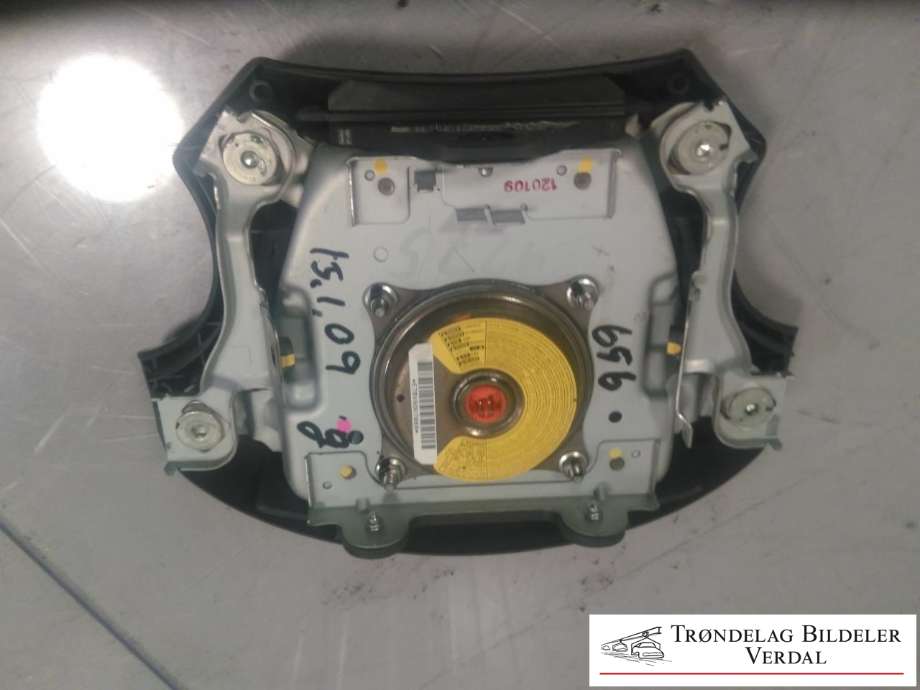 Airbag rattpute til Toyota Hilux 2006-2011  (E7BV9007889|300502009A6C|)
