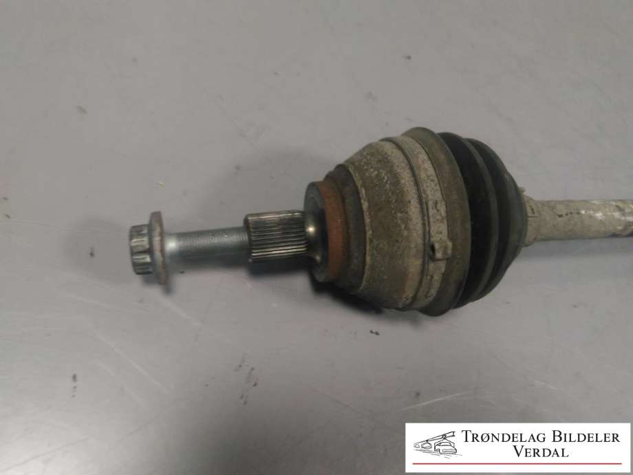 Drivaksel høyre foran, diesel/automat til VW Caddy 2015-2020 (Type III, Fase 3)  (5Q0407272ER|)