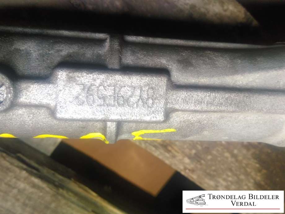 Tannstang til Mitsubishi Outlander 2015-->> (Type III, Fase 2)  (8Y29E592|00384|)