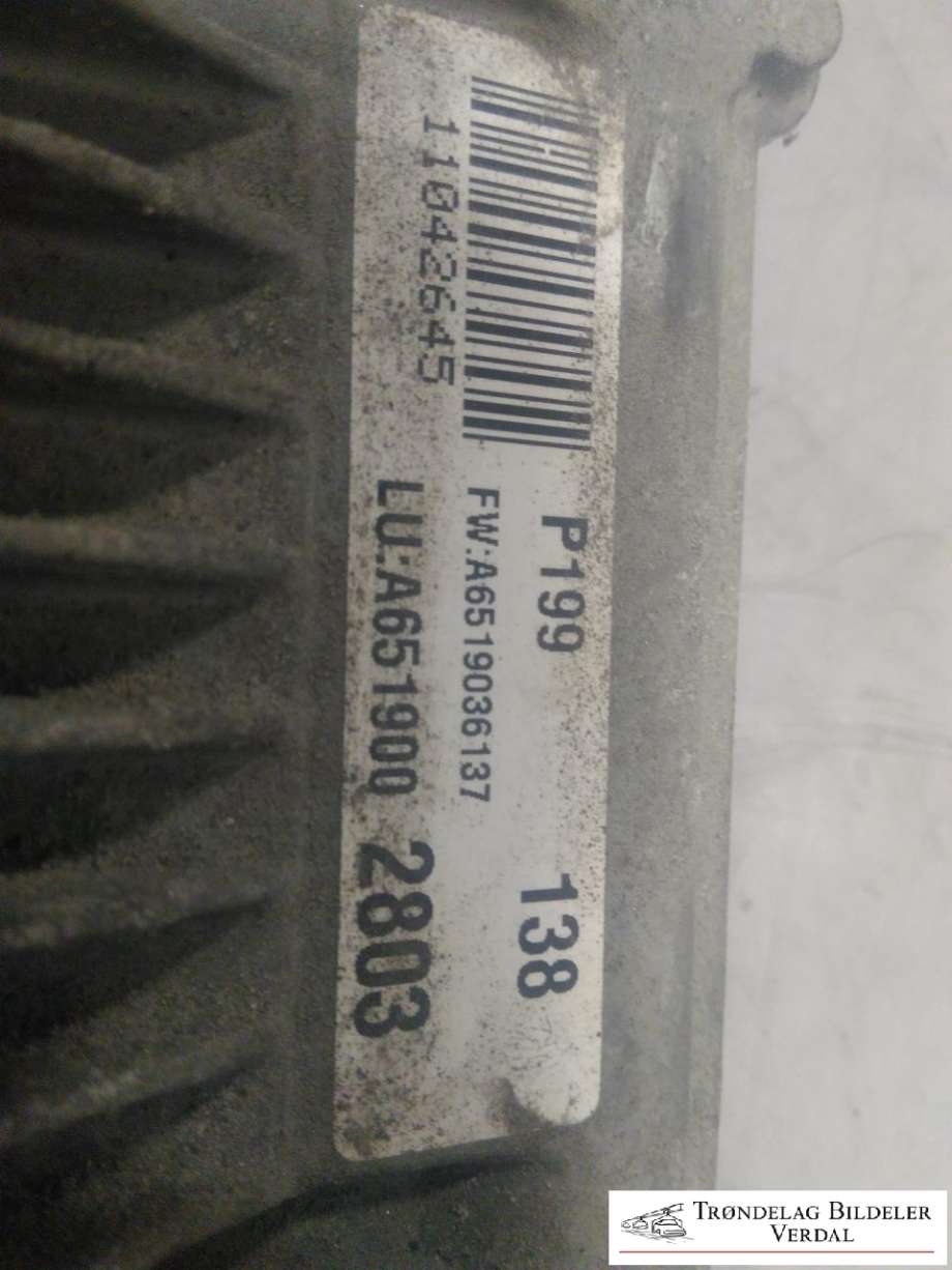 Styreenhet motor til Mercedes Vito 2014-->> (W447) (W447) (BOSCH|A6519036137|A6519002803|)