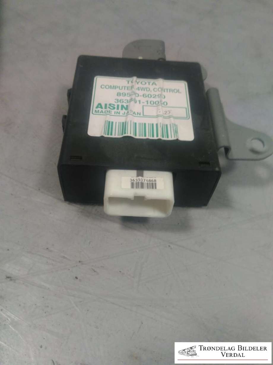 Styreenhet 4WD til Toyota Land Cruiser 120, 2002-2009  (8953060290)