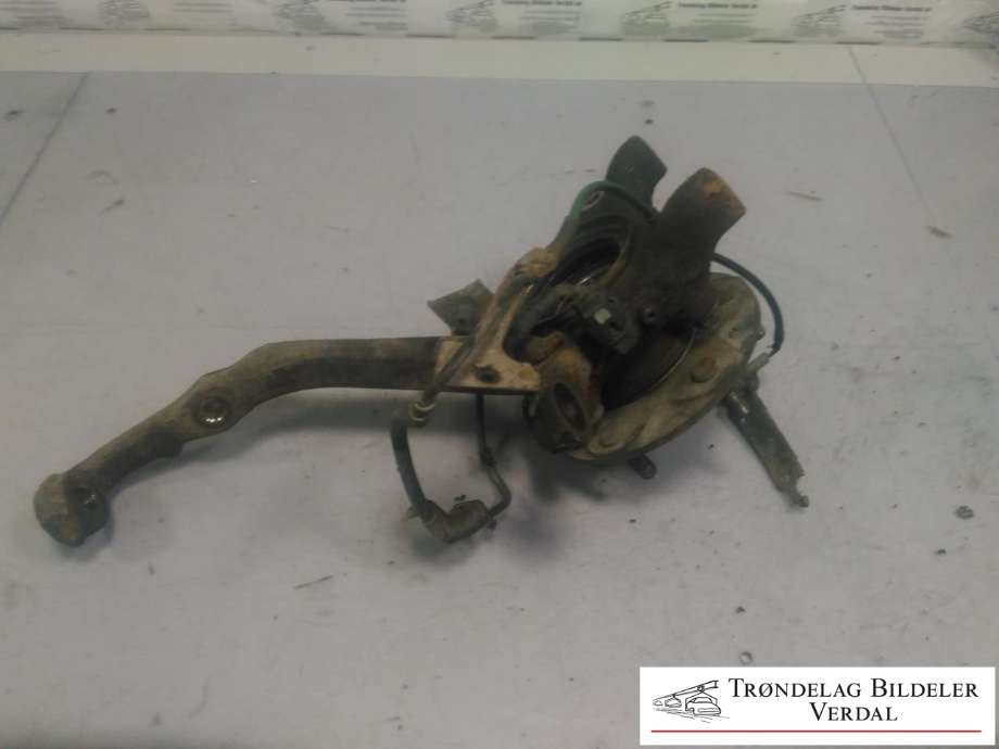 Hjulspindel høyre foran til Toyota Land Cruiser 120 2002-2009 (|P/N:)