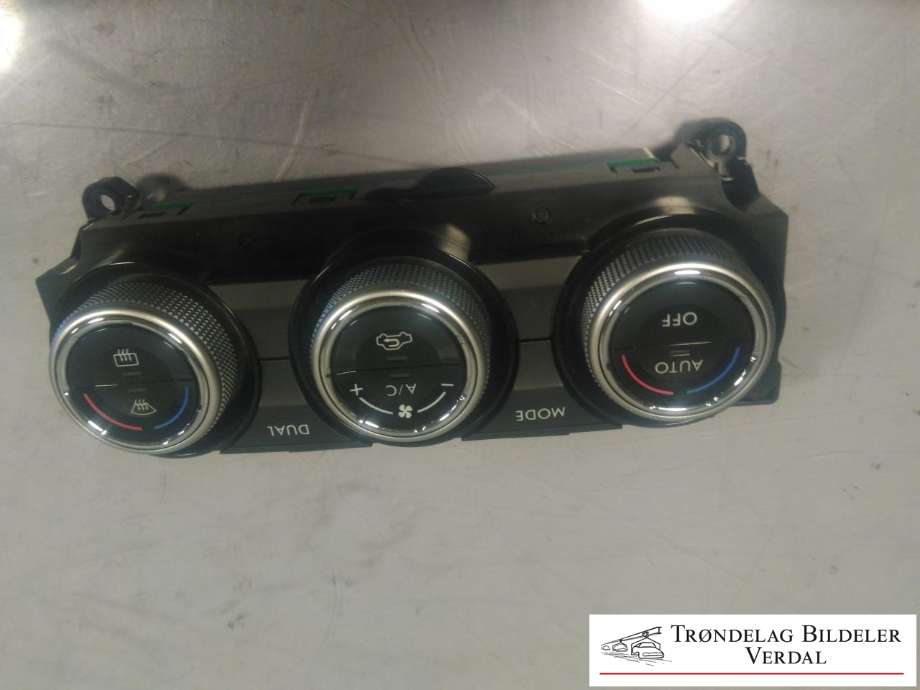 Varmeapparat betjening til Subaru Impreza, 2013-2017 (Type IV)  (72311FJ390)