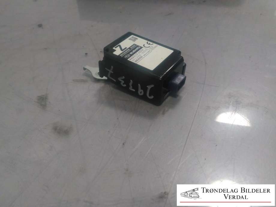 Antenne forsterker til Subaru Impreza, 2013-2017 (Type IV)  (2713000620)