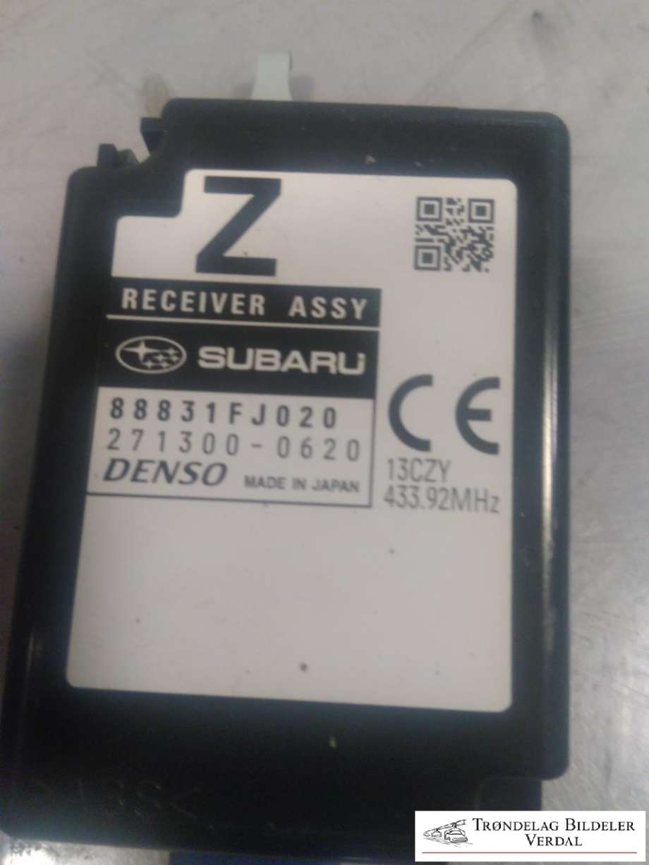 Antenne forsterker til Subaru Impreza 2013-2017 (Type IV)  (2713000620|88831FJ020|)