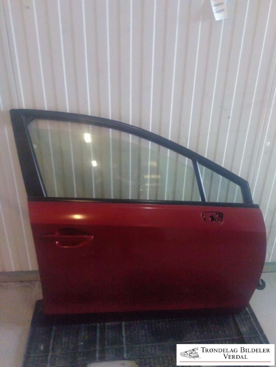 Dør høyre foran til Subaru Impreza, 2013-2017 (Type IV)  