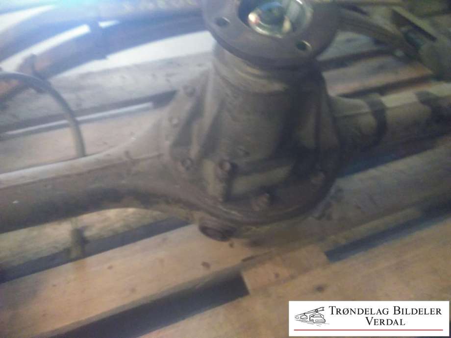 Bakaksel til Isuzu D-Max 2007-2012 (Type I)  (|P/N:)
