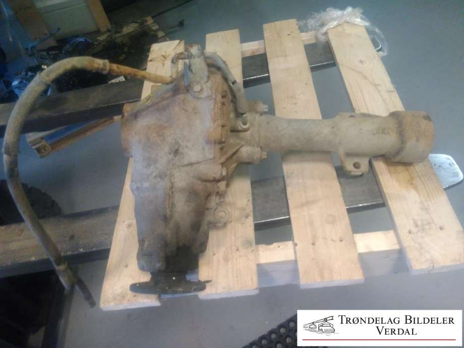 Kardang klokke foran til Toyota Land Cruiser 120, 2002-2009