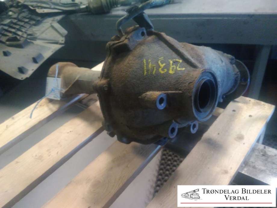 Kardang klokke foran til Toyota Land Cruiser 120 2002-2009 (|P/N:)