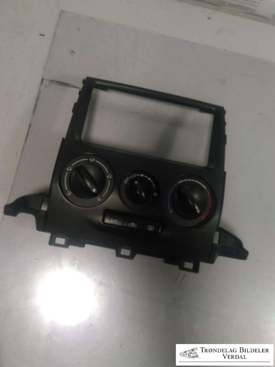 Varmeapparat betjening til Toyota Land Cruiser 120, 2002-2009 (8559120A20)