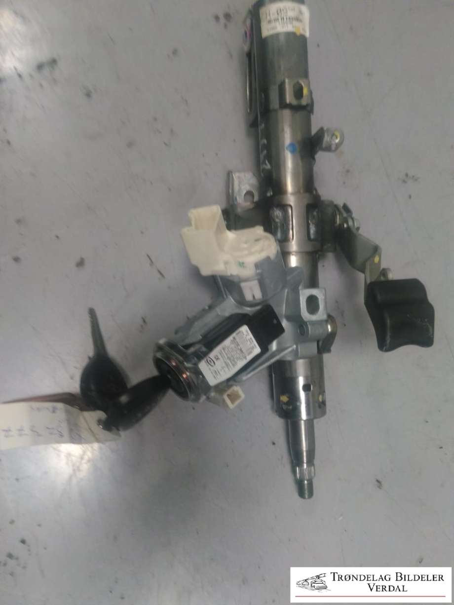 Rattaksel til Toyota Hilux 2006-2011 (8978322021|)