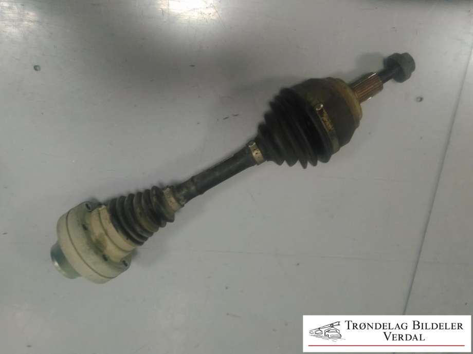 Drivaksel høyre foran, diesel/automat til VW Amarok, 2010-2016 (Type I, Fase 1) (2H0407271D)