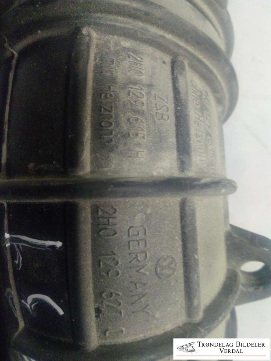 Luftslange innsug til VW Amarok 2010-2016 (Type I, Fase 1) (2H0129627C|2H0129615H|2H0129615G)