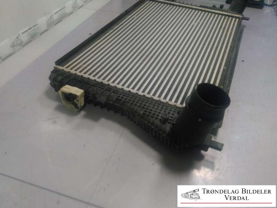Intercooler til VW Caddy 2010-2015 (Type III, Fase 2) (1K0145803M|)