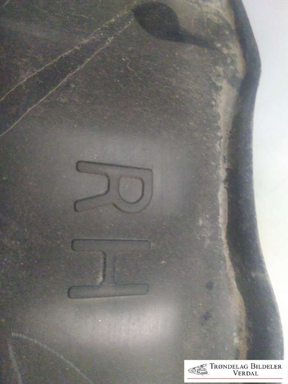 Skjerm locari høyre foran til Ford Ranger / Ranger Raptor 2015-2022 (EB3B4116A562A|)