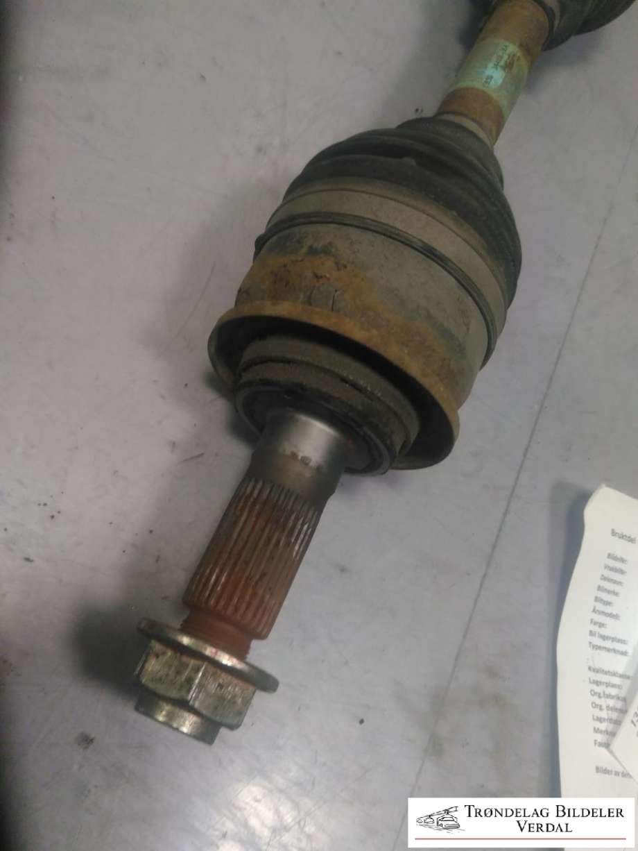 Drivaksel venstre foran, diesel/automat til Ford Ranger / Ranger Raptor 2015-2022  (EB3G3A428EA|)