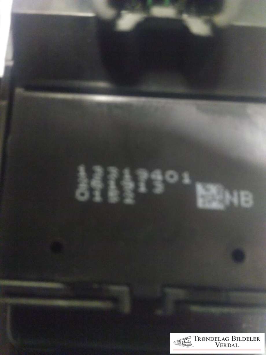 Bryter ruteheis førerdørspanel til Saab 9-5 2010-2011 (Type II)  (13319401|)