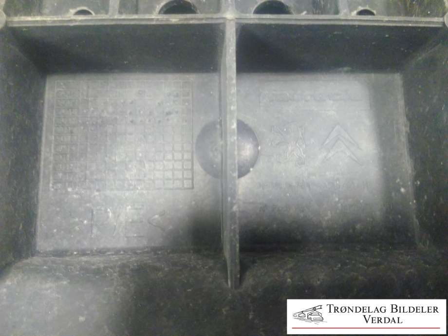 Frontplate nedre til Citroën DS3 2010-2019 (|P/N:)