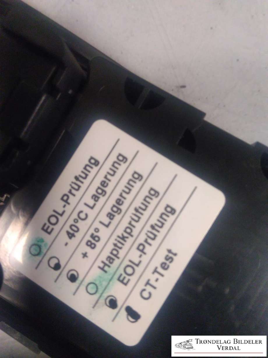 Bilstereo navigasjon betjeningspanel til Audi A7 2010-2014 (Type I, Fase 1)  (4G1919612C|)
