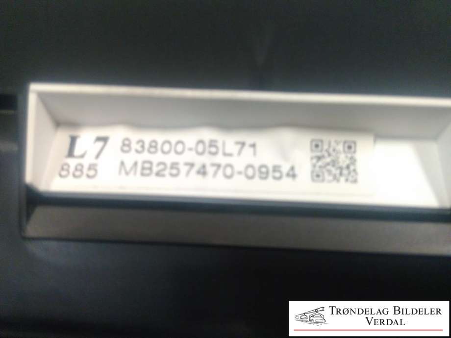 Instrumentpanel til Toyota Avensis 2009-2015 (Type III, Fase 1)  (8380005L71|)